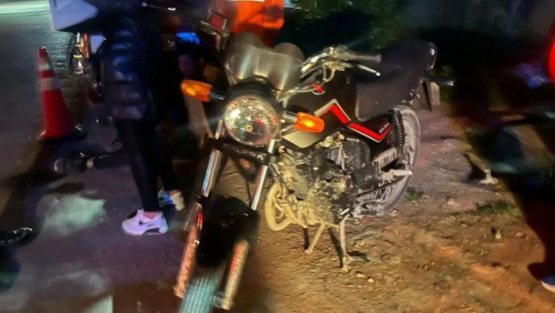 Un choque entre dos motos terminó con uno de sus conductores hospitalizado