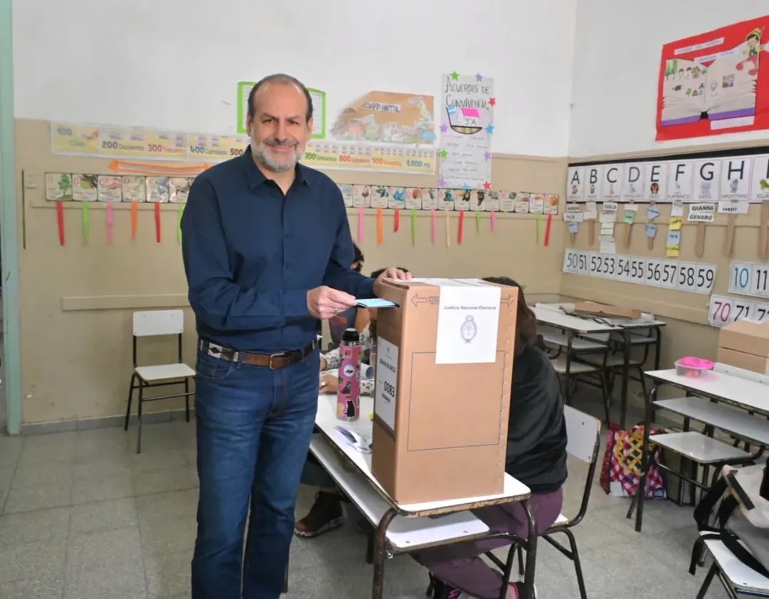 Susbielles votó e invitó a participar de la jornada electoral