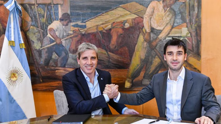 Caputo se reúne con Torres y hay expectativa por anuncios de baja de retenciones al crudo de petróleo