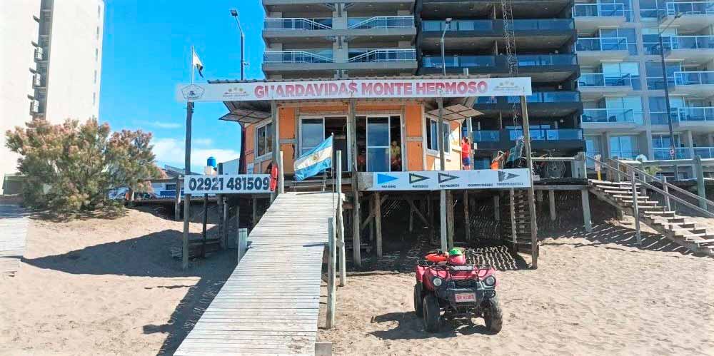Desde este sábado las playas de Monte Hermoso tienen servicio permanente de guardavidas