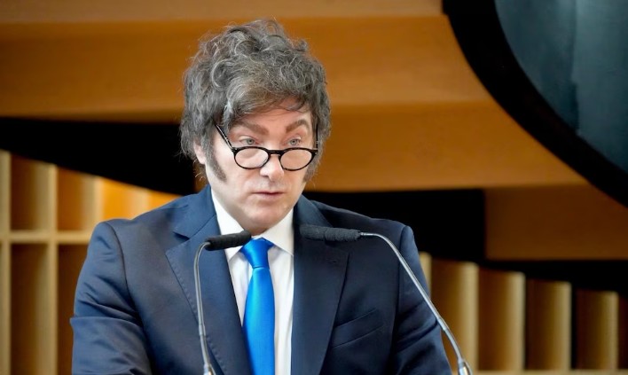 Hermetismo en el Gobierno por las reformas: posibles reuniones y las negociaciones para conseguir votos