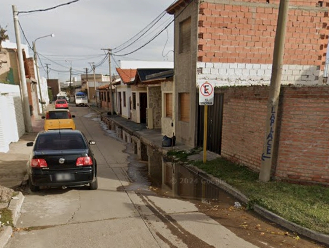 Atraparon a dos ladrones que asaltaron a un uber-moto a mano armada