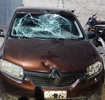 Mató a una persona atropellándola y escapó