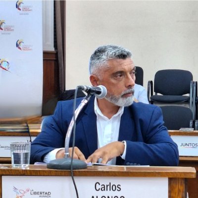 El concejal Alonso se encuentra internado en Chile