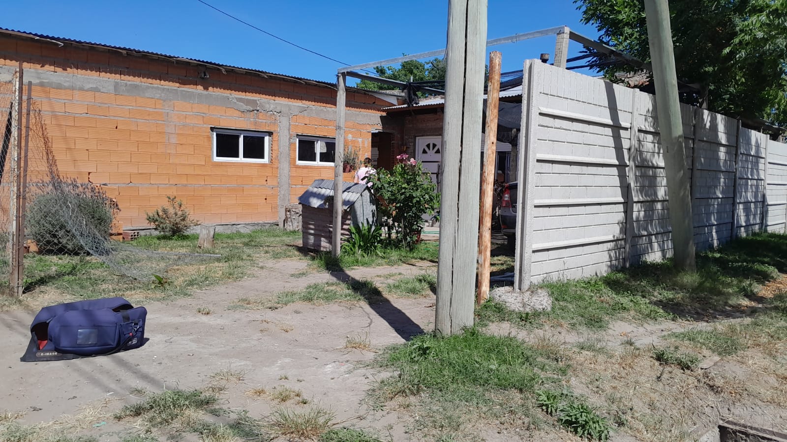 Les robaron en su casa mientras dormían