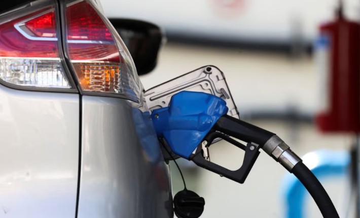 Horacio Marín, presidente de YPF, anunció que la nafta bajará en promedio un 2% esta semana