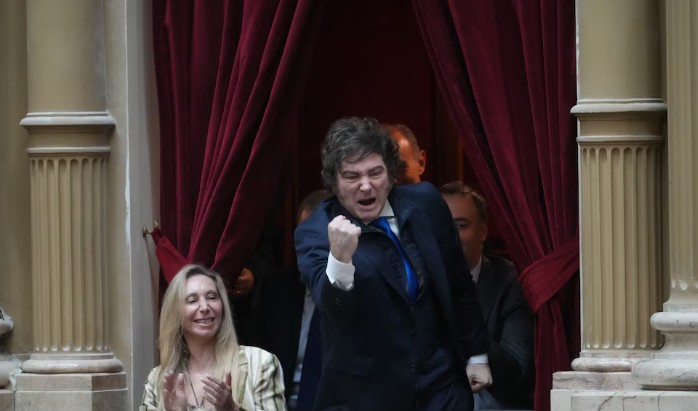 El Gobierno comienza a negociar en el Congreso la aprobación de las reformas