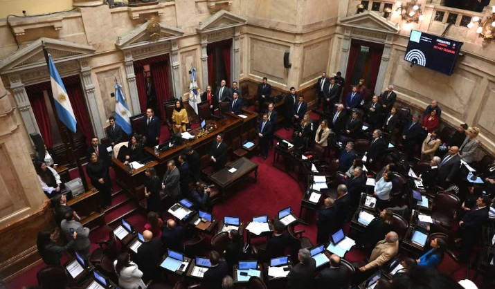 Alerta en el Gobierno por un artículo sobre fondos educativos que podría complicar la aprobación del Presupuesto