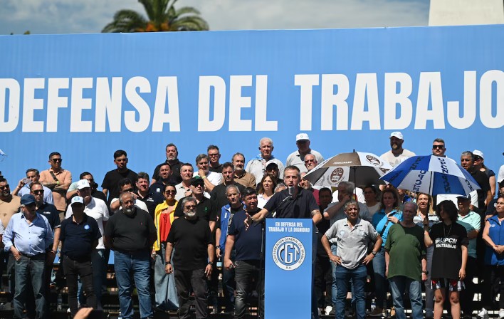 Reforma laboral: tras la postergación del debate en el Senado, la CGT presionará por nuevos cambios en el proyecto