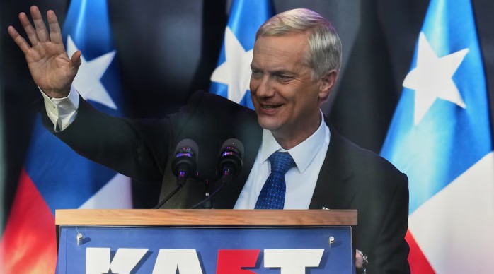 José Antonio Kast es el presidente electo de Chile tras una aplastante victoria sobre Jeannette Jara en el balotaje
