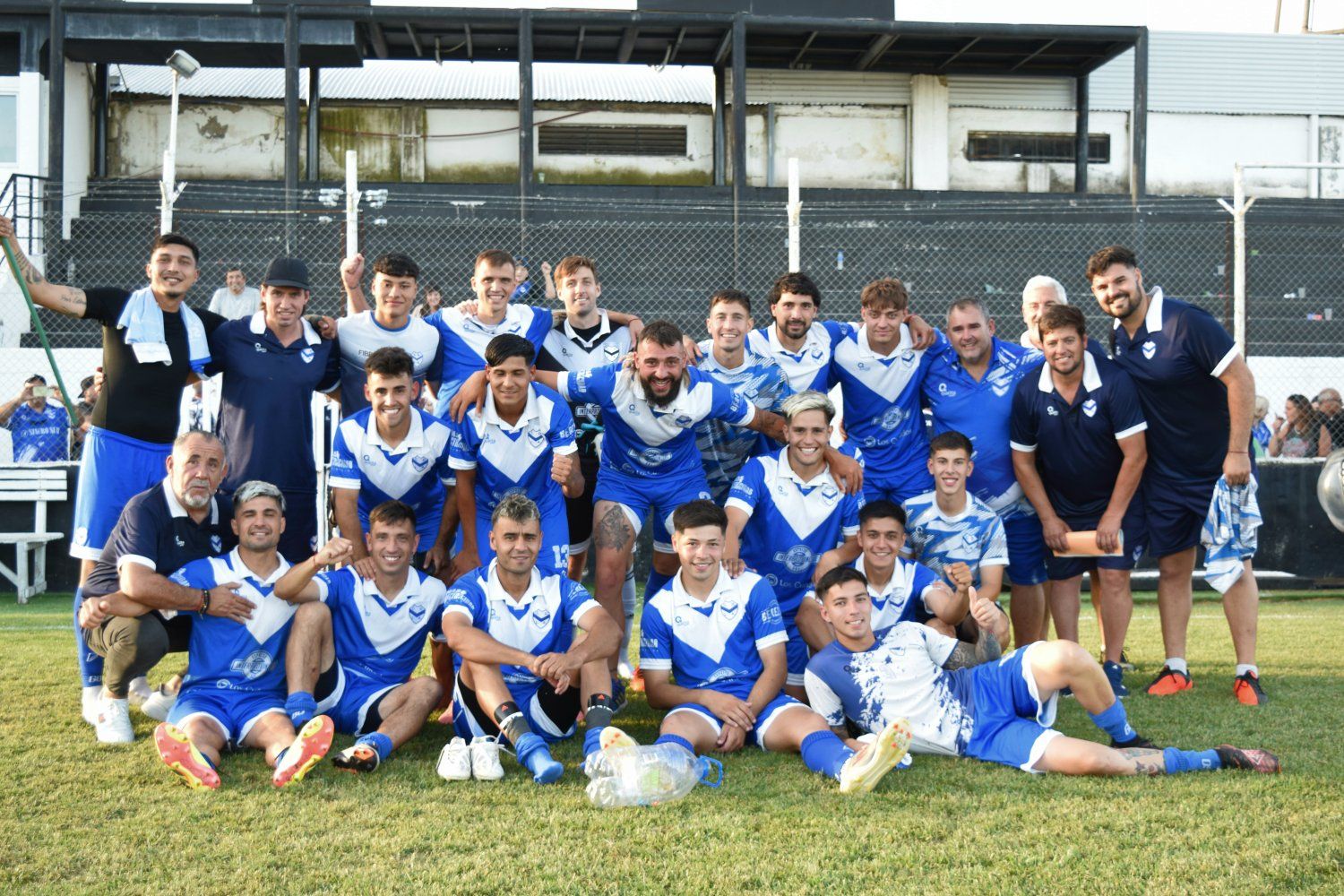 La Armonía ganó el Clausura e irá por el ascenso ante Comercial