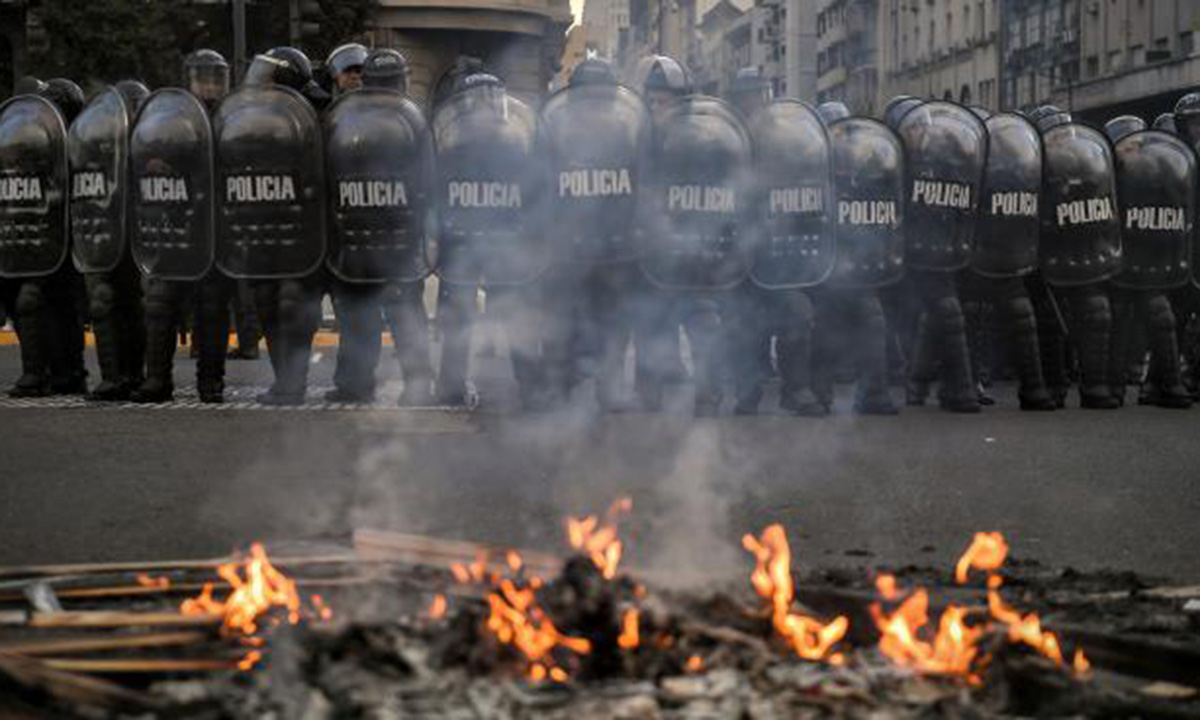 Aseguran que el Protocolo Antipiquetes produjo más de 2.500 heridos y buscan frenarlo