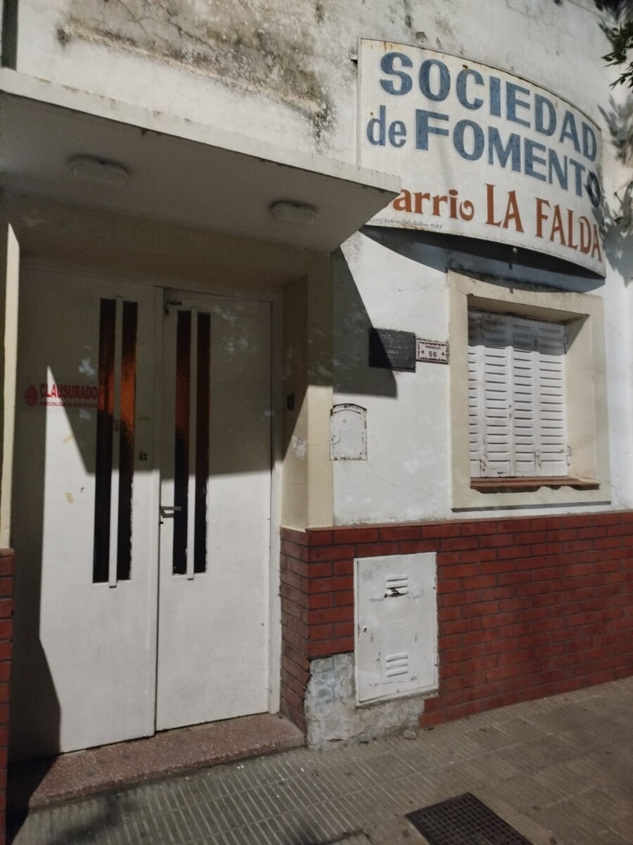 Clausuraron y desalojaron dos salones que funcionaban sin habilitación en plena madrugada