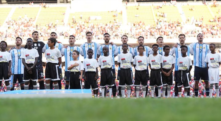 El Gobierno anunció que la Televisión Pública y Radio Nacional transmitirán todos los partidos de la Selección en el Mundial