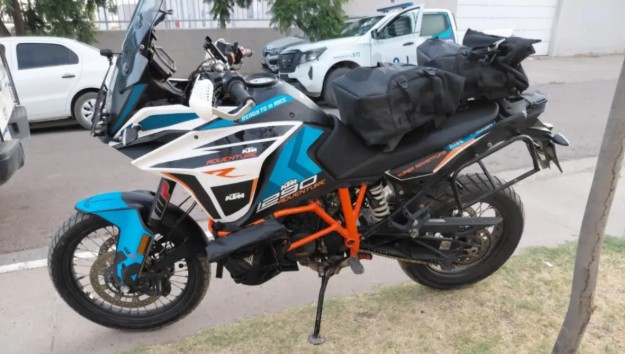 Un joven y dos menores detenidos por el robo de una moto