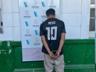 Quedó filmado mientras robaba y lo atraparon