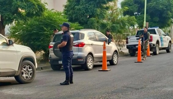 Dos aprehendidos durante un operativo policial