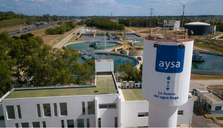 Arrancan las privatizaciones de la Ley Bases