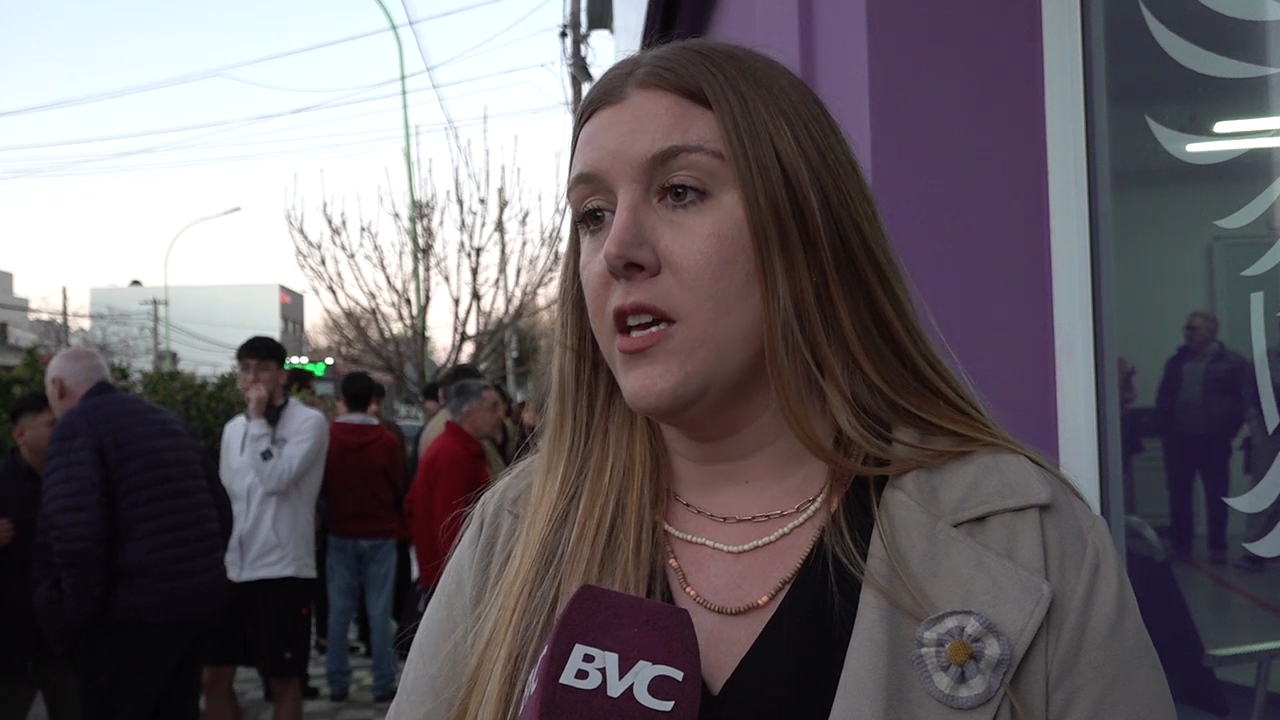 Denuncian que la concejala Franca Grippo usaba el padrón de Andis para la campaña