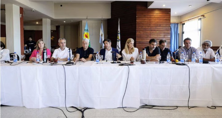 Kicillof reunirá a los intendentes propios para arrancar el año en el que apostará a la construcción hacia 2027