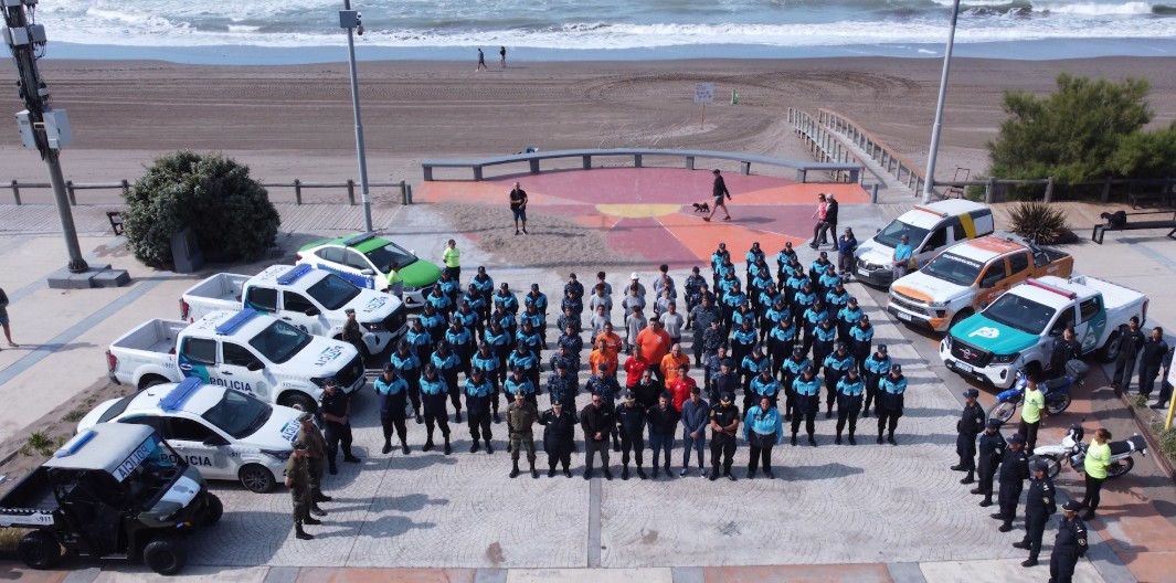 Monte Hermoso sumó más efectivos, móviles y equipamiento para la seguridad y prevención este verano