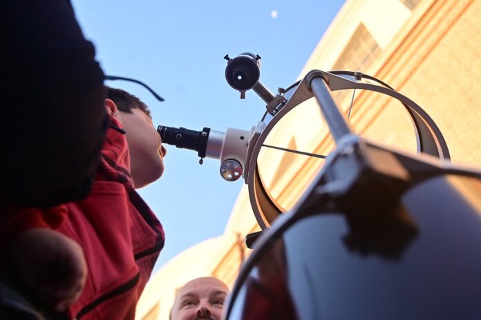 Horario de verano para los Atardeceres de Telescopio