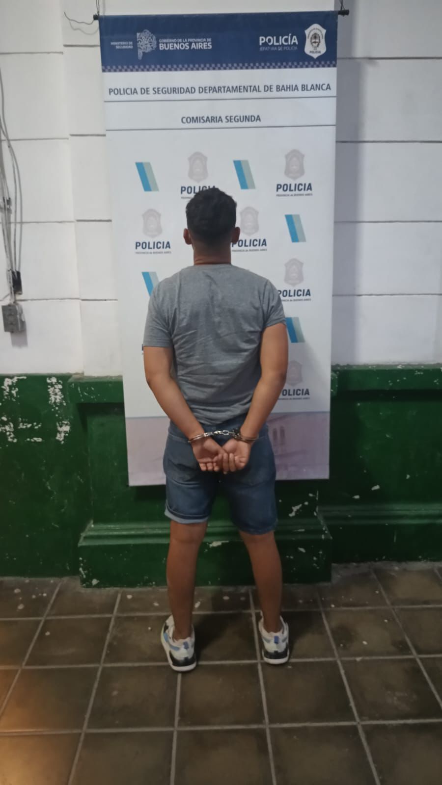 Detuvieron a un sujeto por una entradera en barrio Universitario