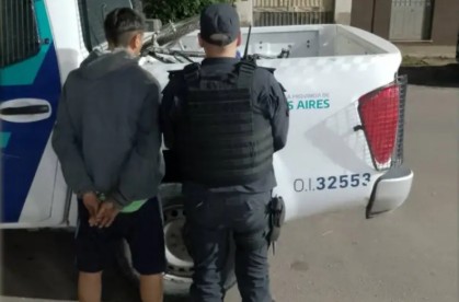 Robaba una batería y lo atraparon