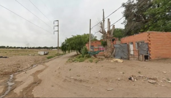 Tenía una orden de restricción y quedó detenido