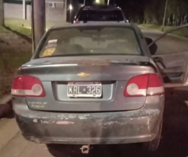 Alcoholizado volcó con su auto