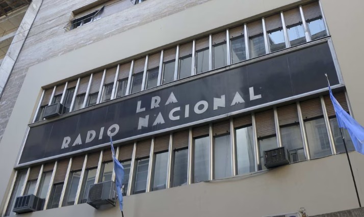 Prorrogaron una vez más la intervención de los medios de comunicación públicos