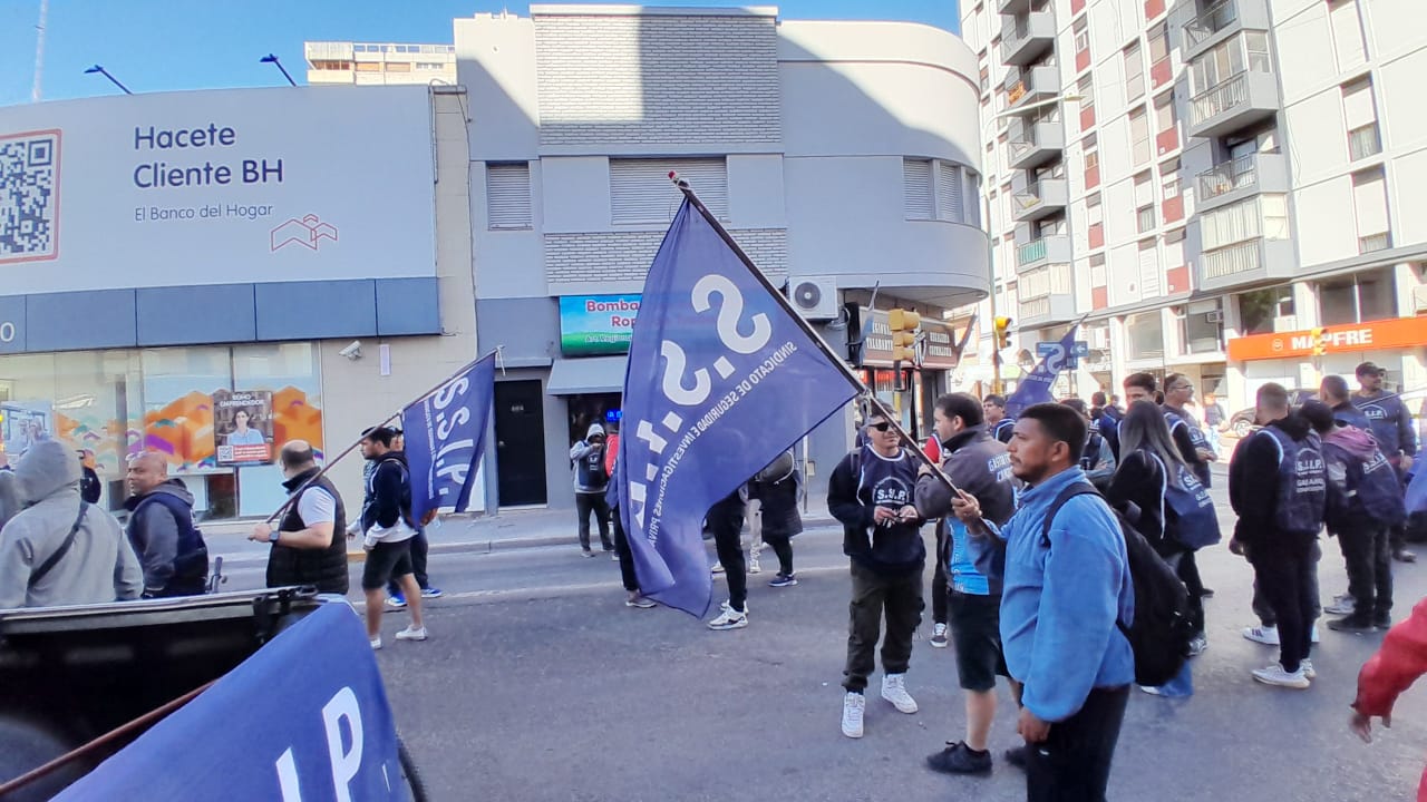 Movilización por el despido de 30 trabajadores de la seguridad privada
