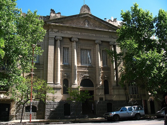 La Biblioteca Rivadavia reabre sus puertas con horario de verano