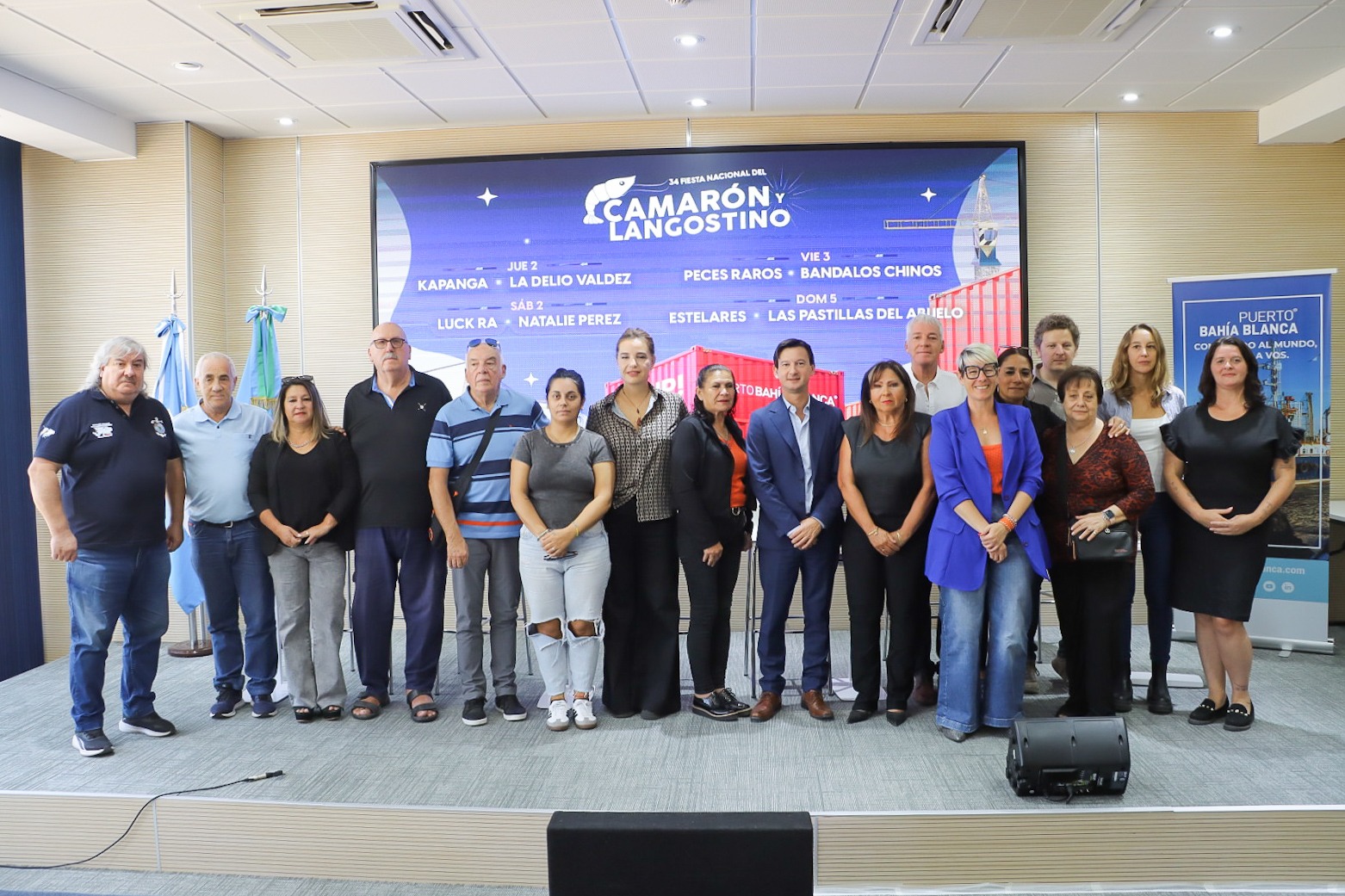 Se conocieron los artistas para la Fiesta Nacional del Camarón y el Langostino