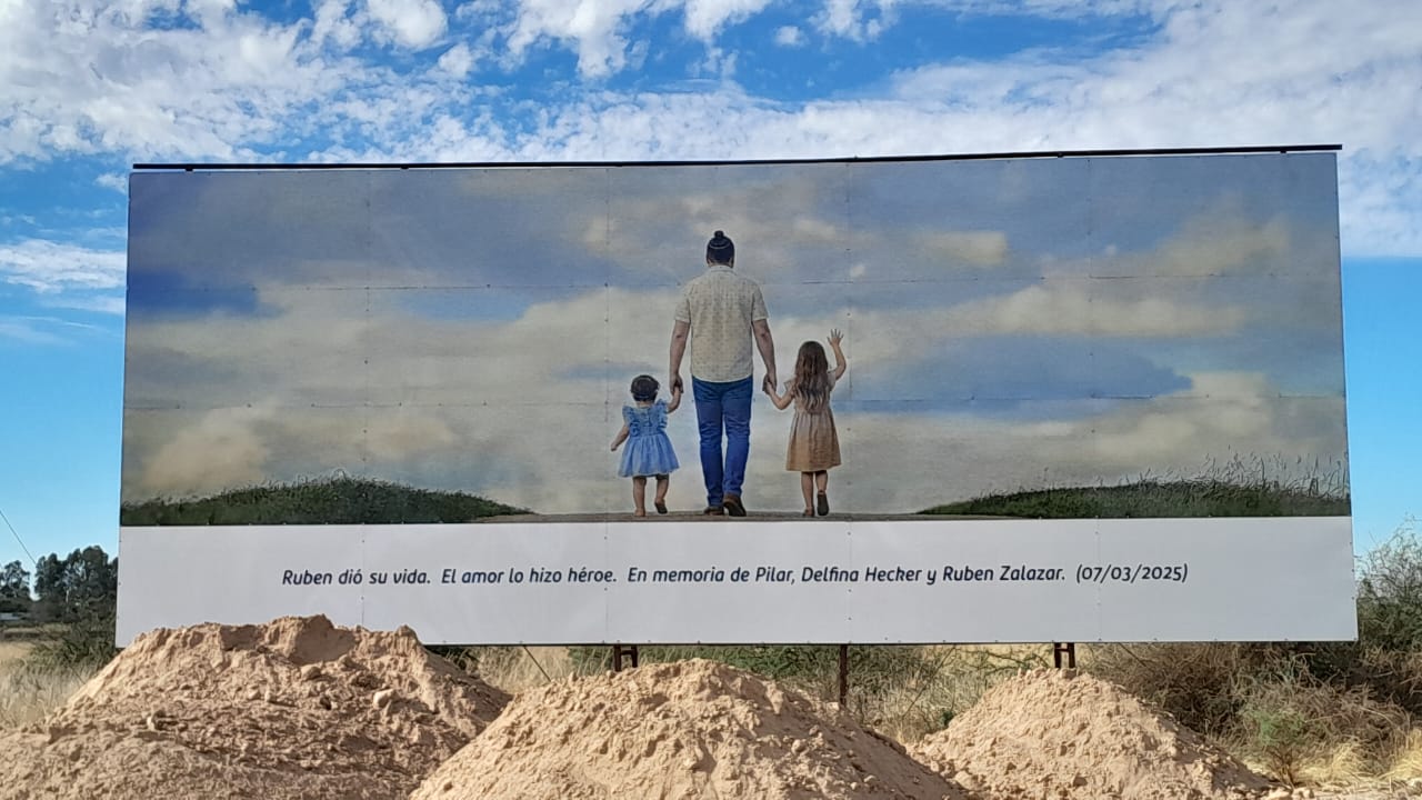 Emotivo mural en recuerdo de Rubén Zalazar, el hombre que intentó salvar a las hermanas Hecker