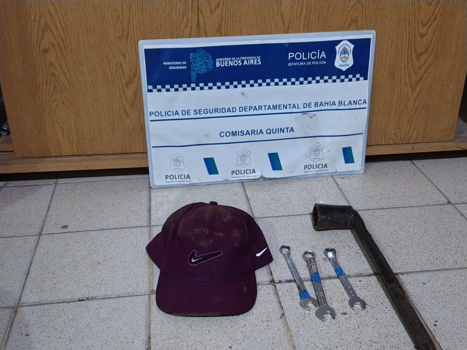 Un delincuente forcejeó con el propietario de una empresa donde intentó robar