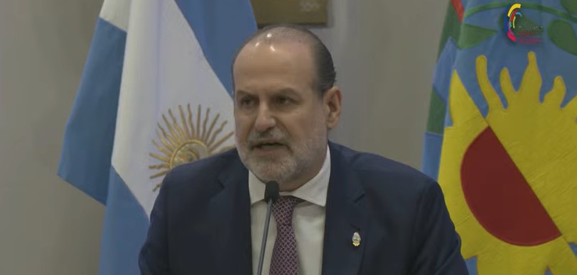 El intendente le pidió a los concejales no mirar para el costado cuando sea una decisión importante para la ciudad