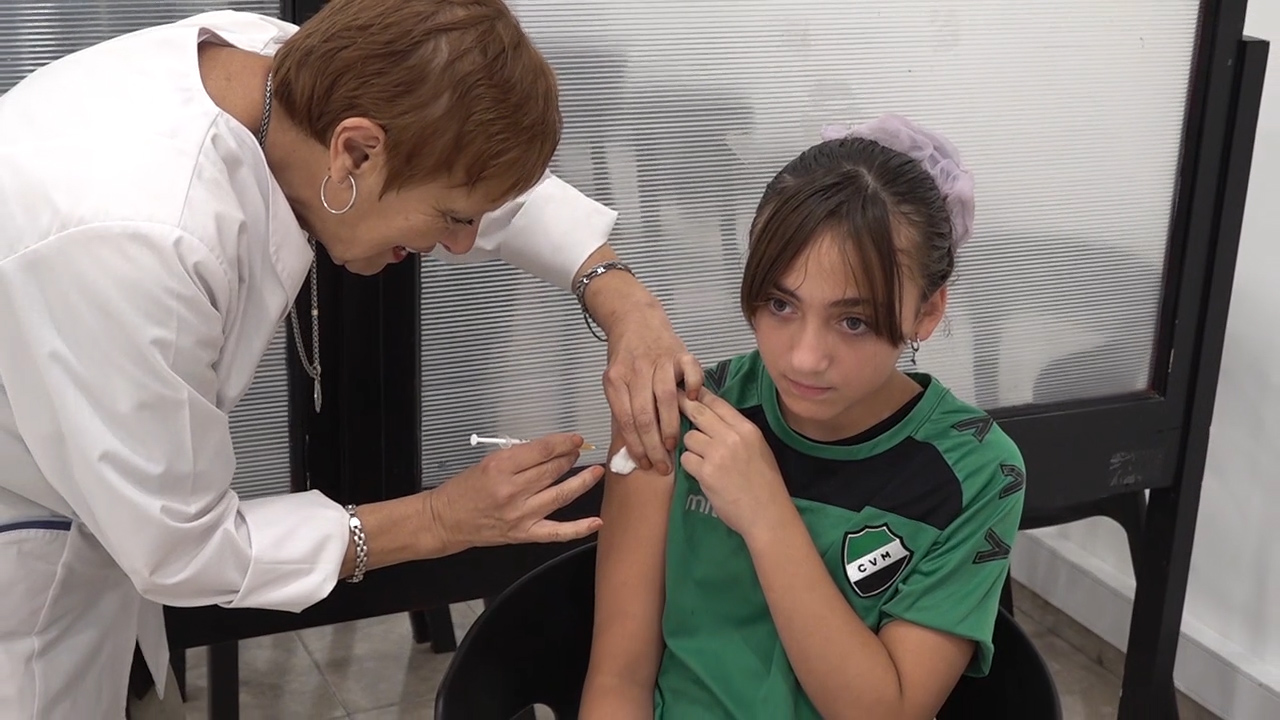 Jornada de vacunación por el Día de la Mujer en el Shopping