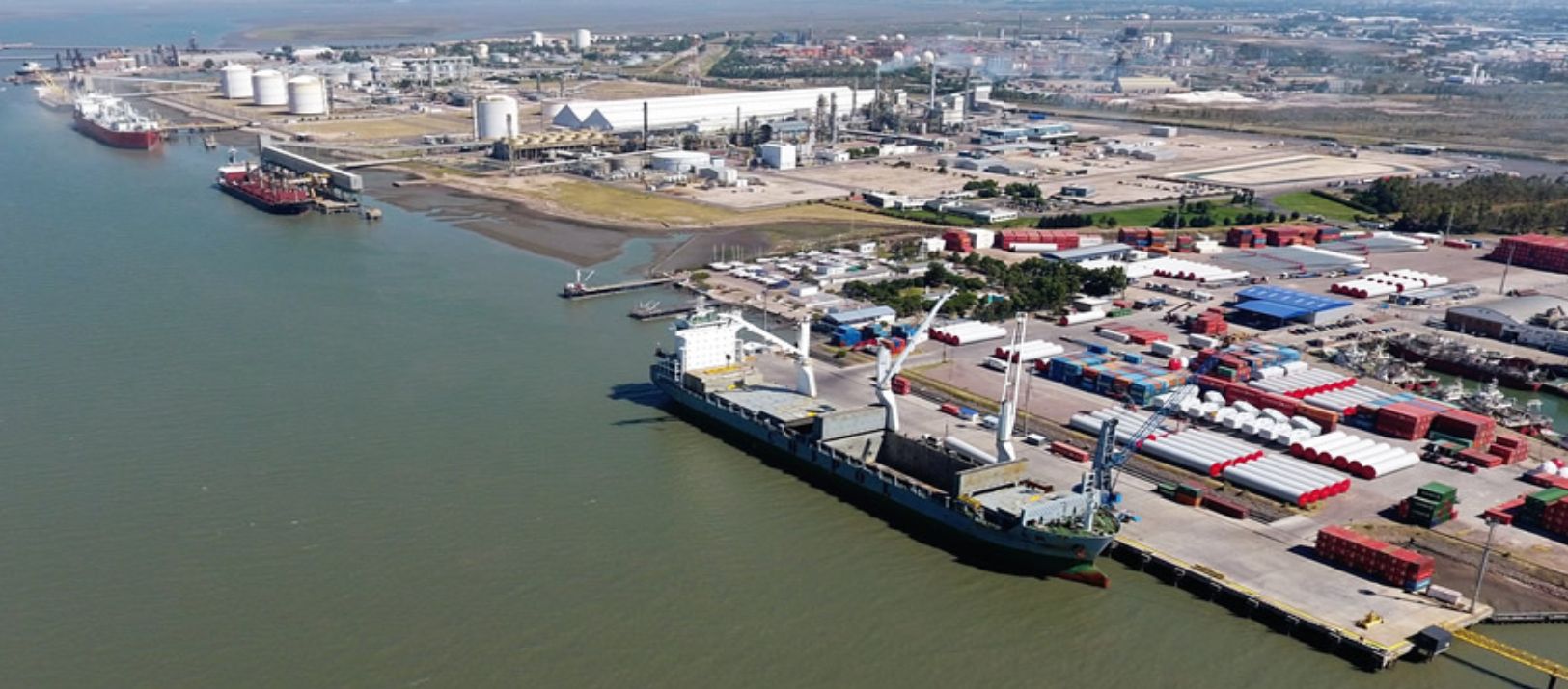 Preocupación desde la Cámara de Permisionarios y Consecionarios del Puerto por la paralización de la actividad