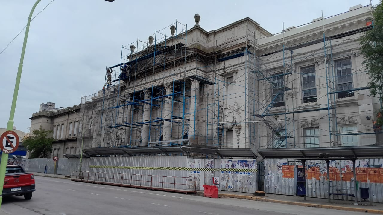 Avanzan las obras en el histórico edificio de la Escuela N°2