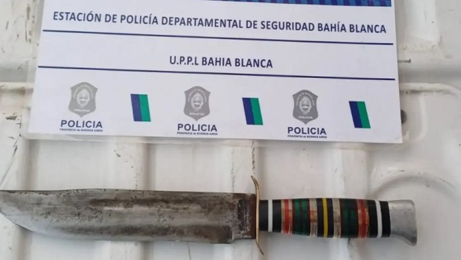 Detenido tras una pelea, llevaba un cuchillo de caza