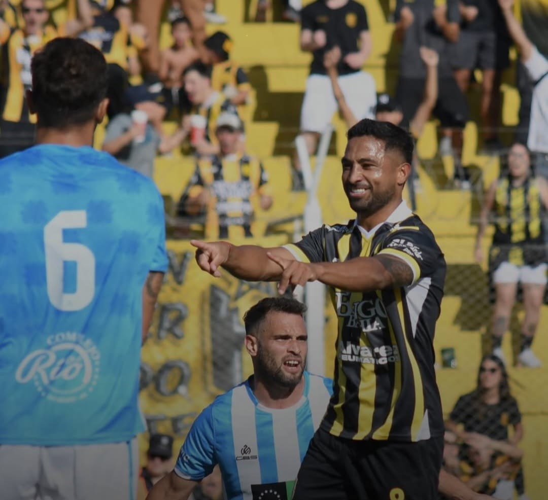 Olimpo sigue bien arriba y Villa Mitre no pudo en Rawson