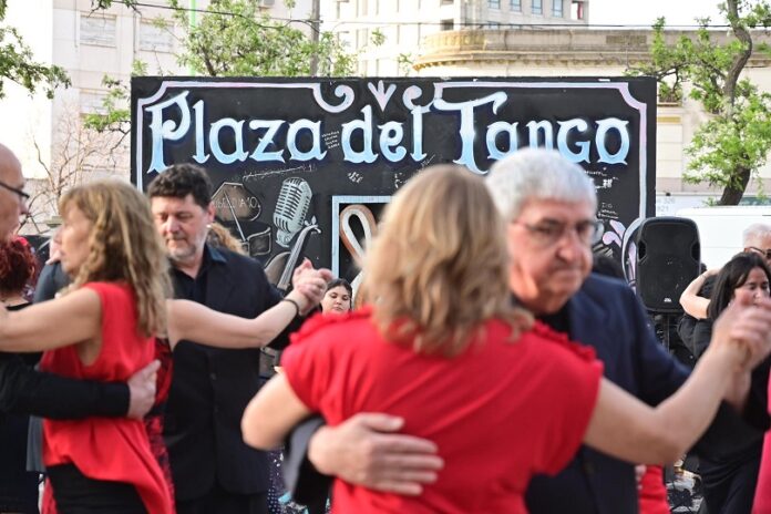 Comienza la Semana del Tango en la ciudad con milongas, conciertos y charlas