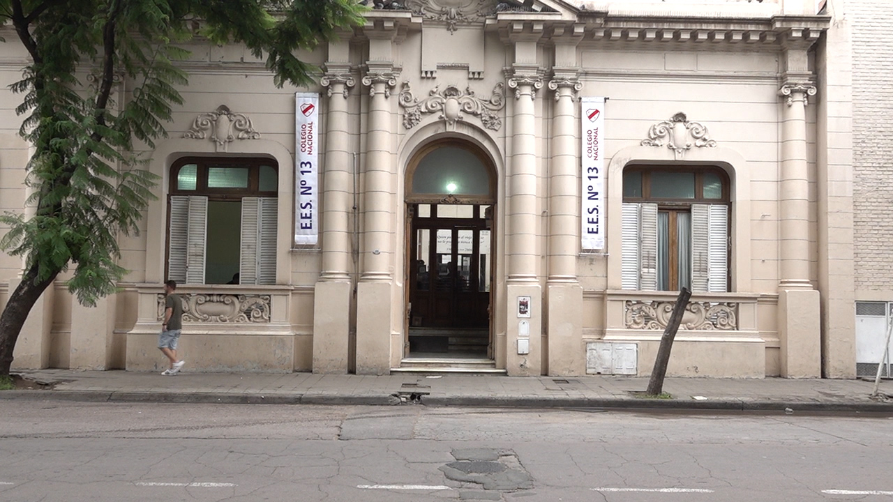 Violento episodio en el ex Colegio Nacional durante el recreo
