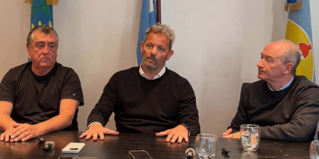 Monte Hermoso: presentaron el proyecto para llevar agua potable a Sauce Grande