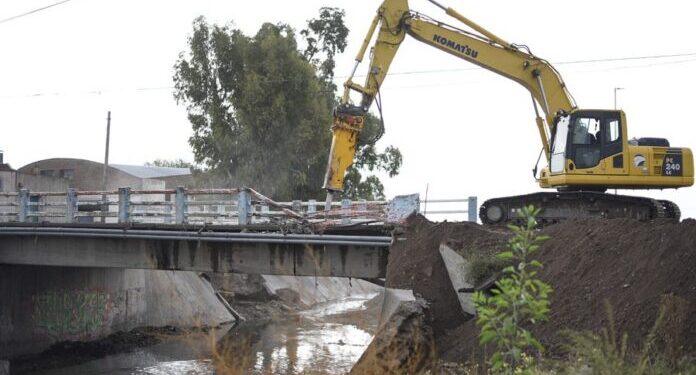 Reconstrucción en marcha: el municipio concreta la compra del nuevo puente metálico sobre calle Líbano