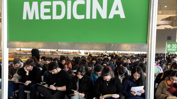 El Gobierno aprobó el nuevo examen de residencias médicas