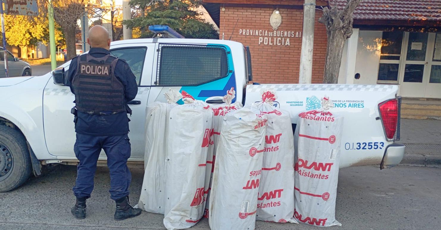 Robaron elementos de un depósito y quedaron detenidos