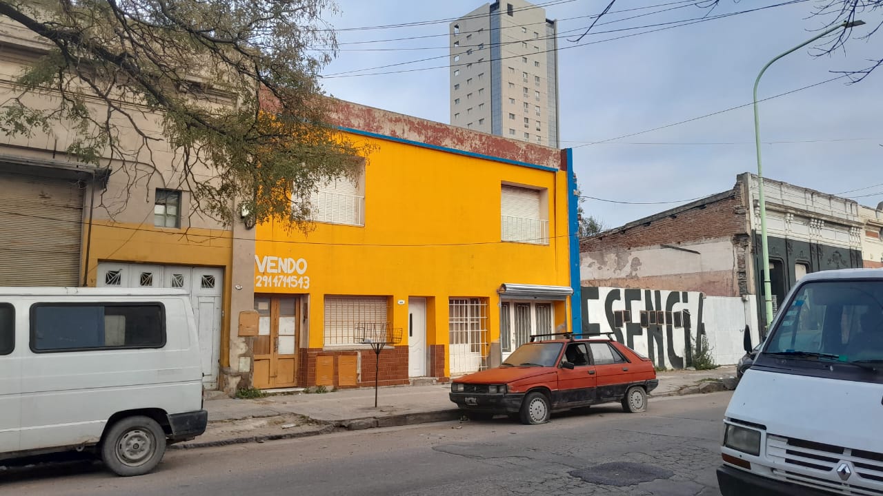 Investigan la muerte de un hombre hallado en una vivienda de Soler al 600: detuvieron a su hijo