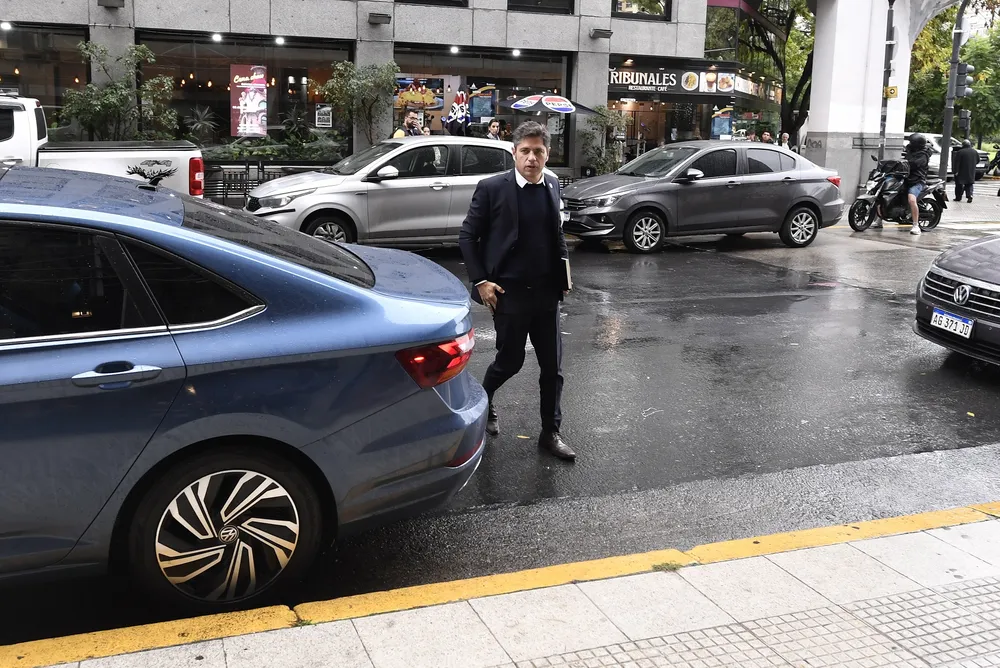 Kicillof recibe en La Plata a intendentes con agenda sanitaria y “anti Milei”